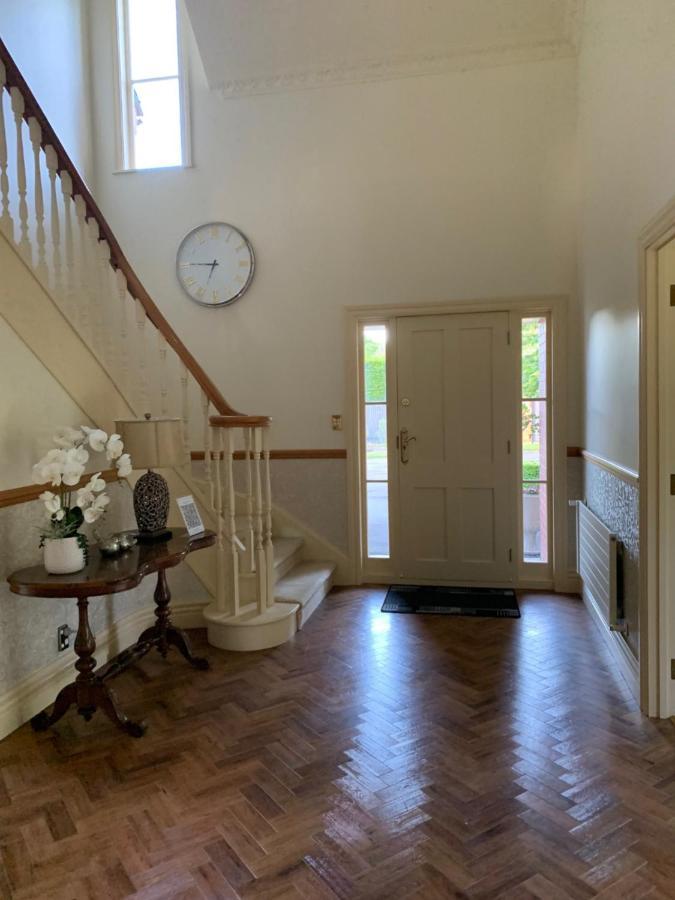 Pin Oaks Luxury Bed & Breakfast Palmerston North Dış mekan fotoğraf